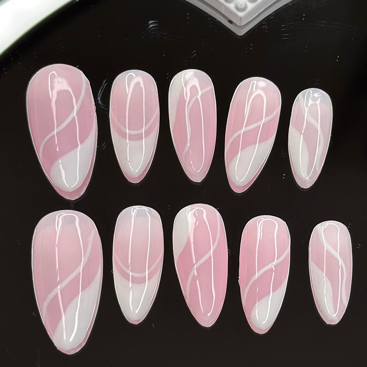 CLASSIC ABSTRACT SET